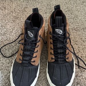 Vans Women’s MTE Waterproof High-Top Sneakers